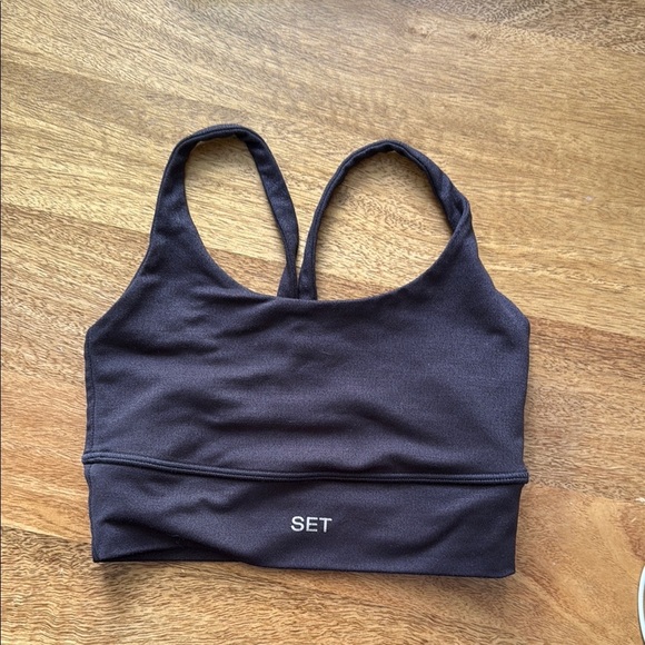 SET ACTIVE Tops - Set Active sports bra XS